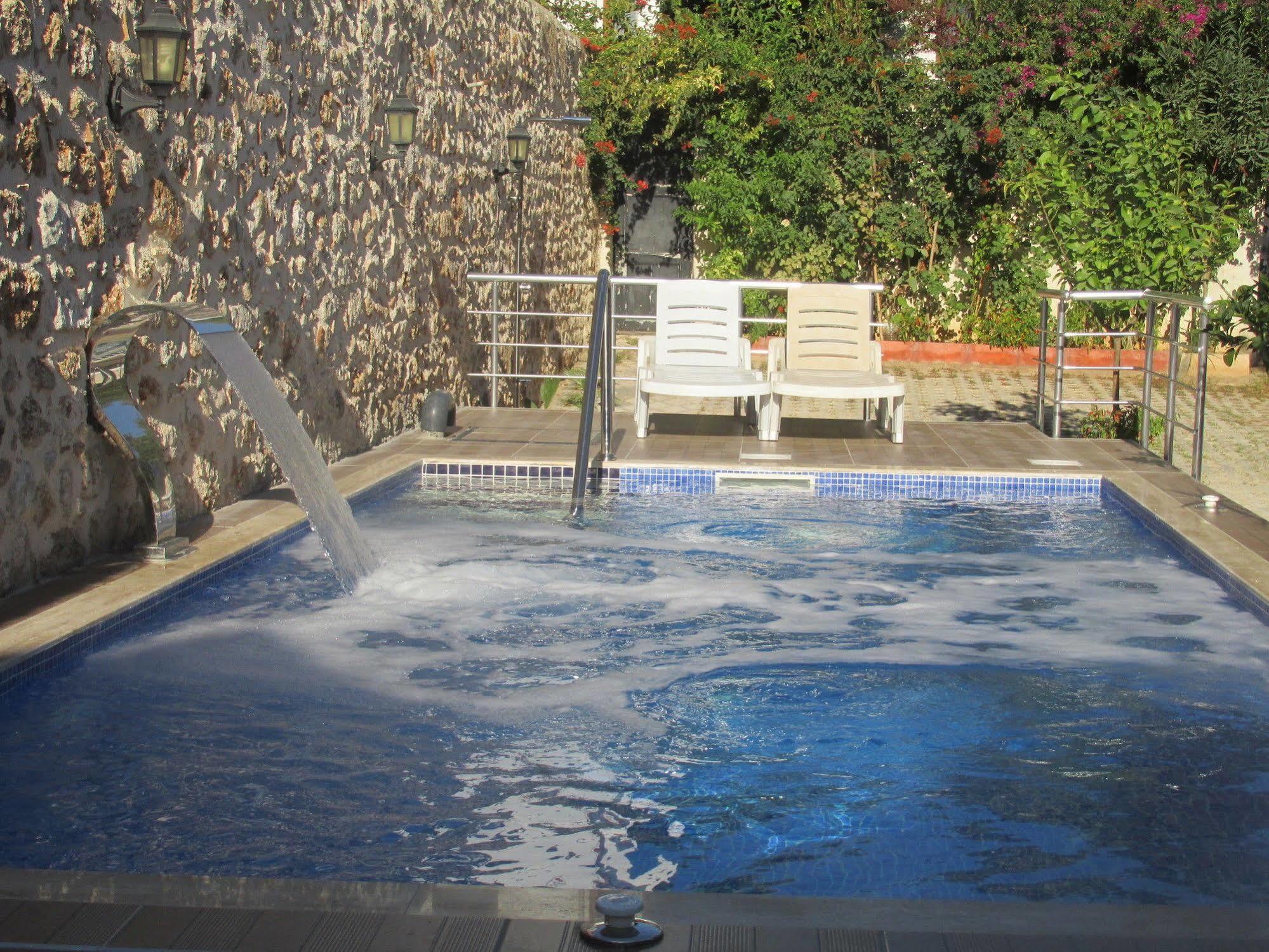 Sabah Pansiyon Antalya Exterior photo