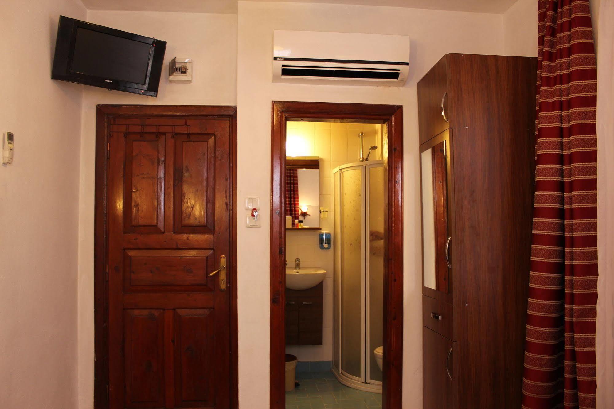 Sabah Pansiyon Antalya Exterior photo